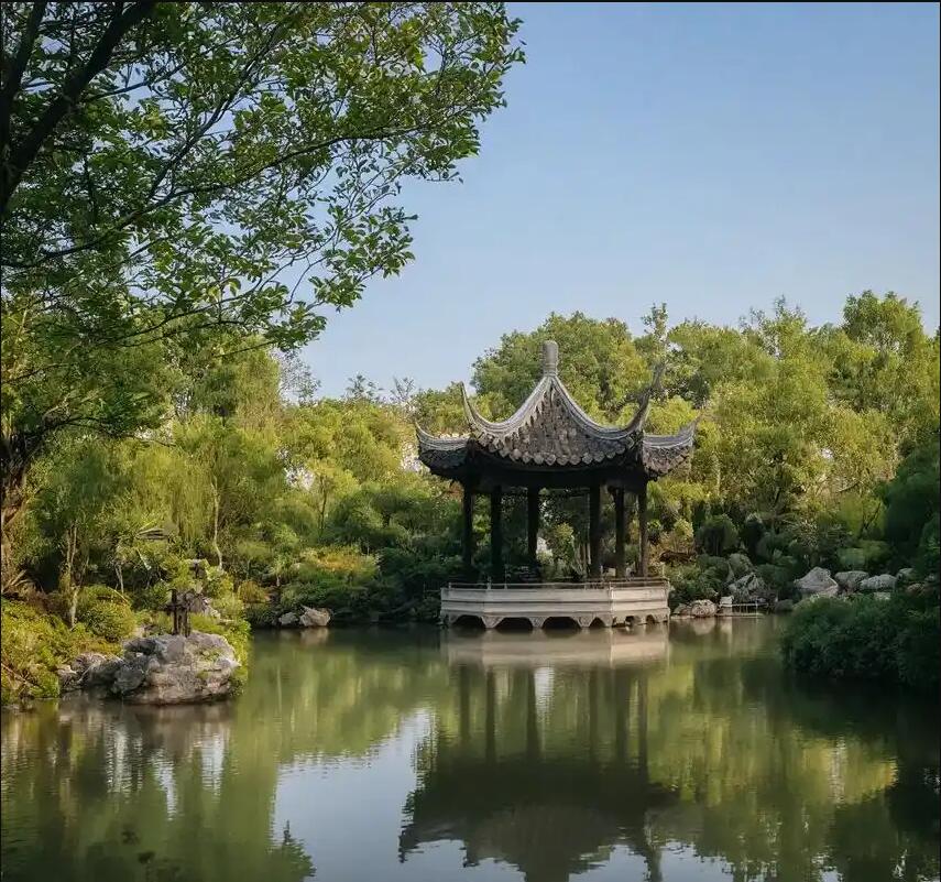 平昌县凡松土建有限公司